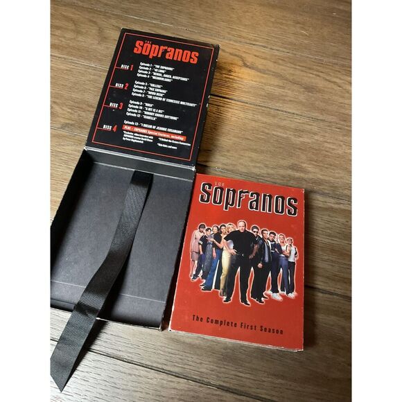 The Sopranos Complete Series - Picture 4 of 6